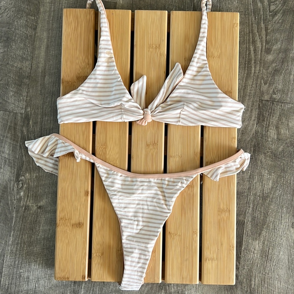 Beach bunny bikini